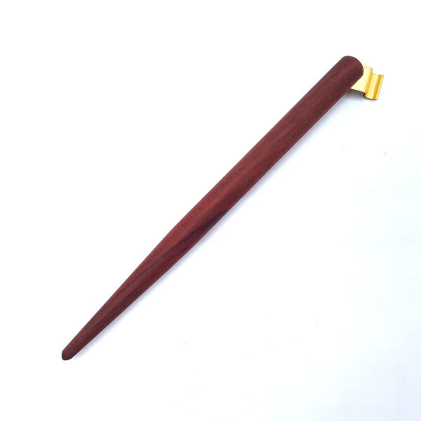 Porte-plume oblique en bois – Image 3