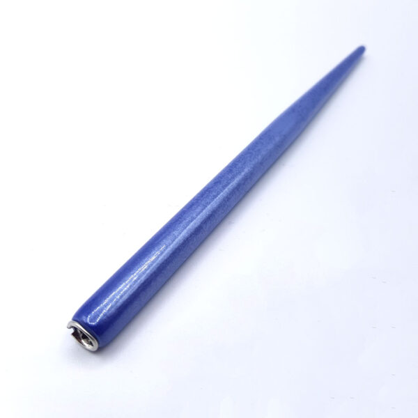 Porte-plume finition bleue brillante